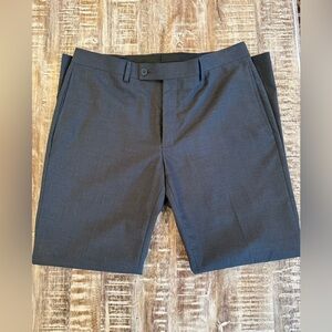 Calvin Klein NWOT Men’s slim fit dress pants 34Wx29L. Charcoal